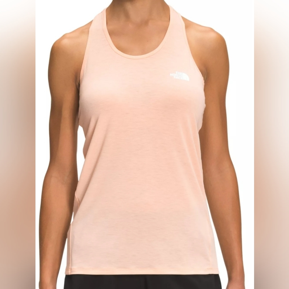 The North Face Wander Tank Flash Dry Apricot Ice Women’s Size M Brand NEW